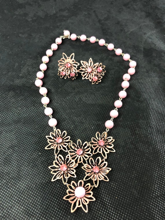 Pink and black flower necklace and earring set