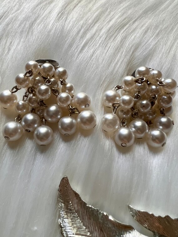 Vintage silver and pearl brooch with pearl earrin… - image 6