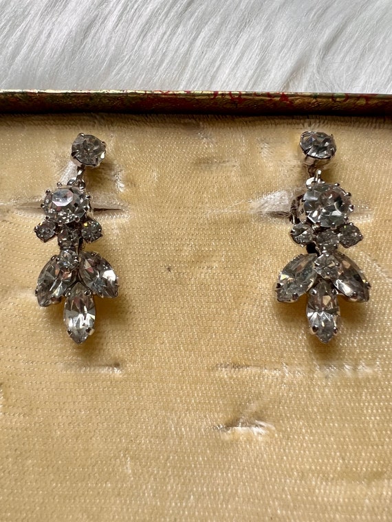 Vintage rhinestone screwback earrings