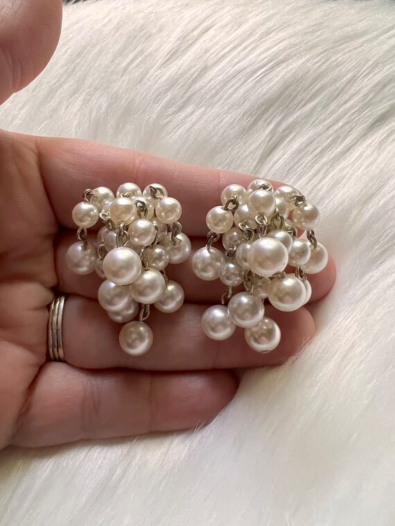 Vintage silver and pearl brooch with pearl earrin… - image 8