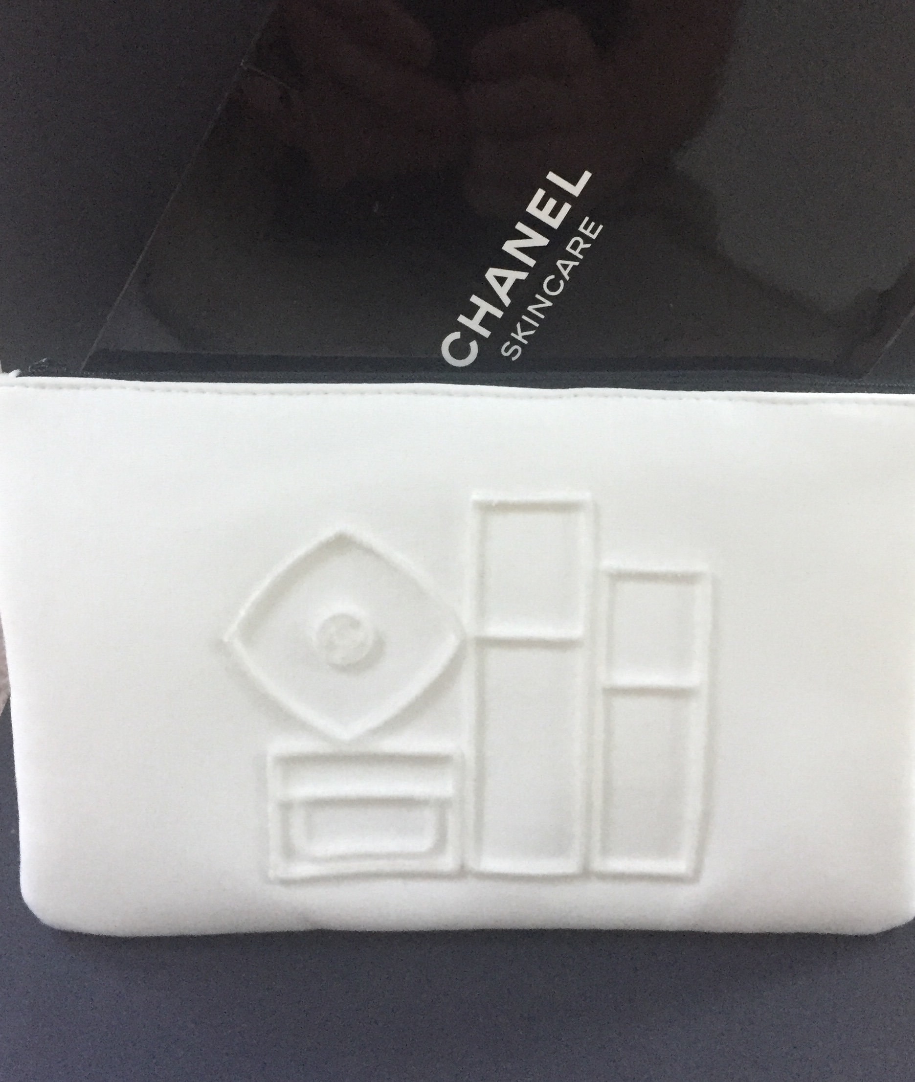 chanel skincare bag