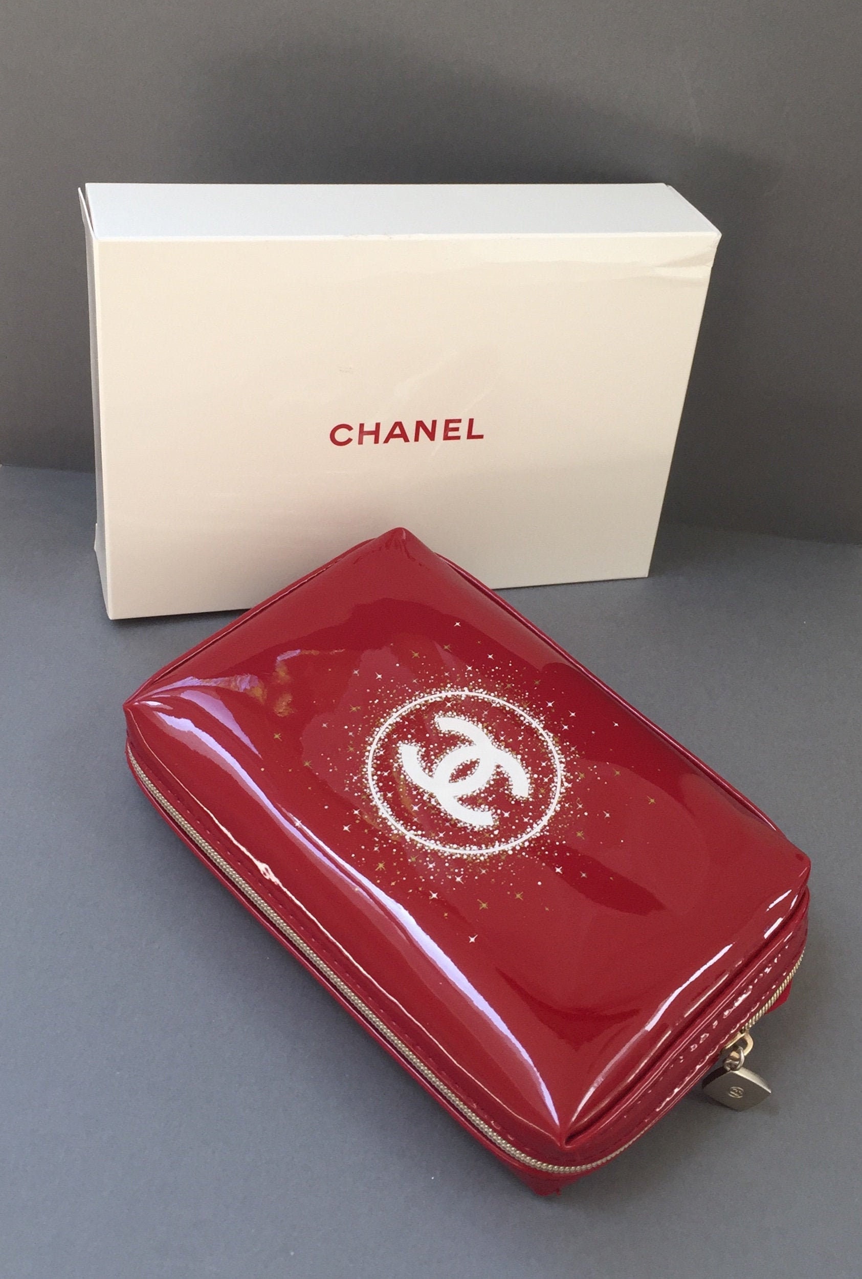 Collector Red Chanel Christmas Makeup Bag VIP Gift From - Etsy Collector Red Chanel Christmas Makeup Bag VIP Gift From - Etsy