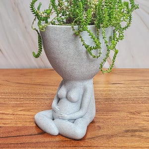 Persone Vaso Pancia Incinta Abbraccio con Vassoio Raccogligocce / Gambe incrociate con un Panino nel Forno / Vaso per Piante Grasse / Idea Regalo per Ostetrica