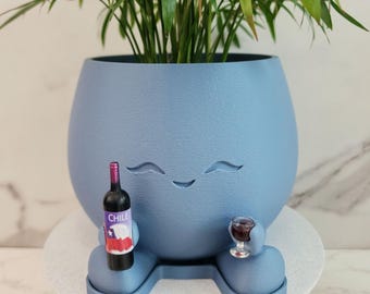 Wine Planter "Cute face" | Whimsical Wine-Loving Planter with Adorable Expression