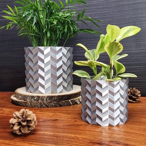 Origami Style Folds Planter Pot in Silk Silver