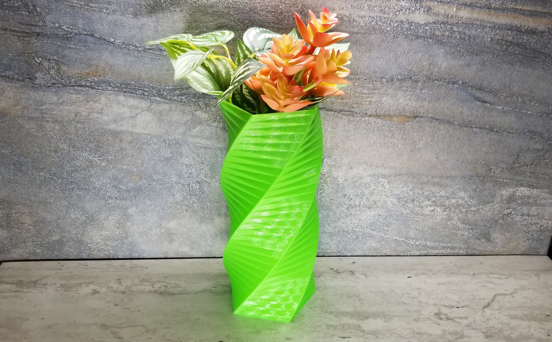 ねじれた花瓶 - Etsy 日本