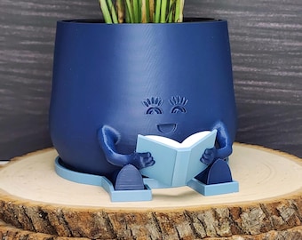 Reading Planter "Happy Pot" | Relaxed Pose with a good book | Succulent planter | Book Nook  | Book Club Gift
