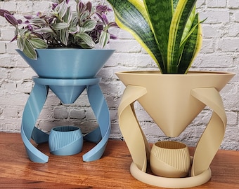 Halo Funnel Planter: Modern Reversible Plant Display with Drip Cup