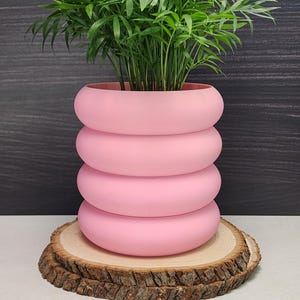 Light Pink Bubble Ring Planter Pot With Optional Hidden Drip tray bottom