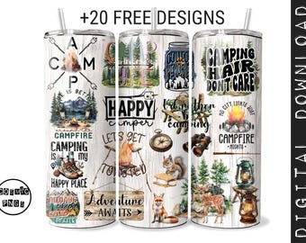 Op de afbeelding: Drie bekers met een campingthema met deksels en rietjes. De ontwerpen bevatten tekst en illustraties van kampvuren, bomen en dieren in het wild. Op één beker staat "Camping Hair Don't Care". De bekers zijn wit met een houtnerfpatroon.