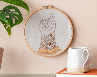 PDF Embroidery Pattern Tattooed Arms, Hoop art pattern, modern embroidery pattern, hand embroidery pattern, Craft pattern, DIY home decor