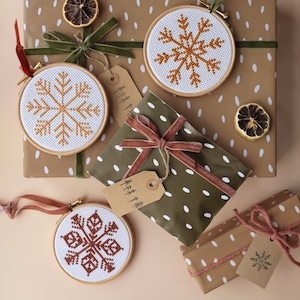 Snowflake Decorations Cross Stitch Kit