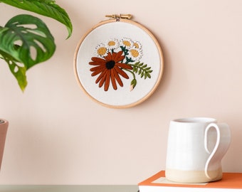 Flower embroidery PDF Pattern, modern embroidery pattern, sewing pattern, hand embroidery pattern, Hoop art pattern. PDF stitching pattern.