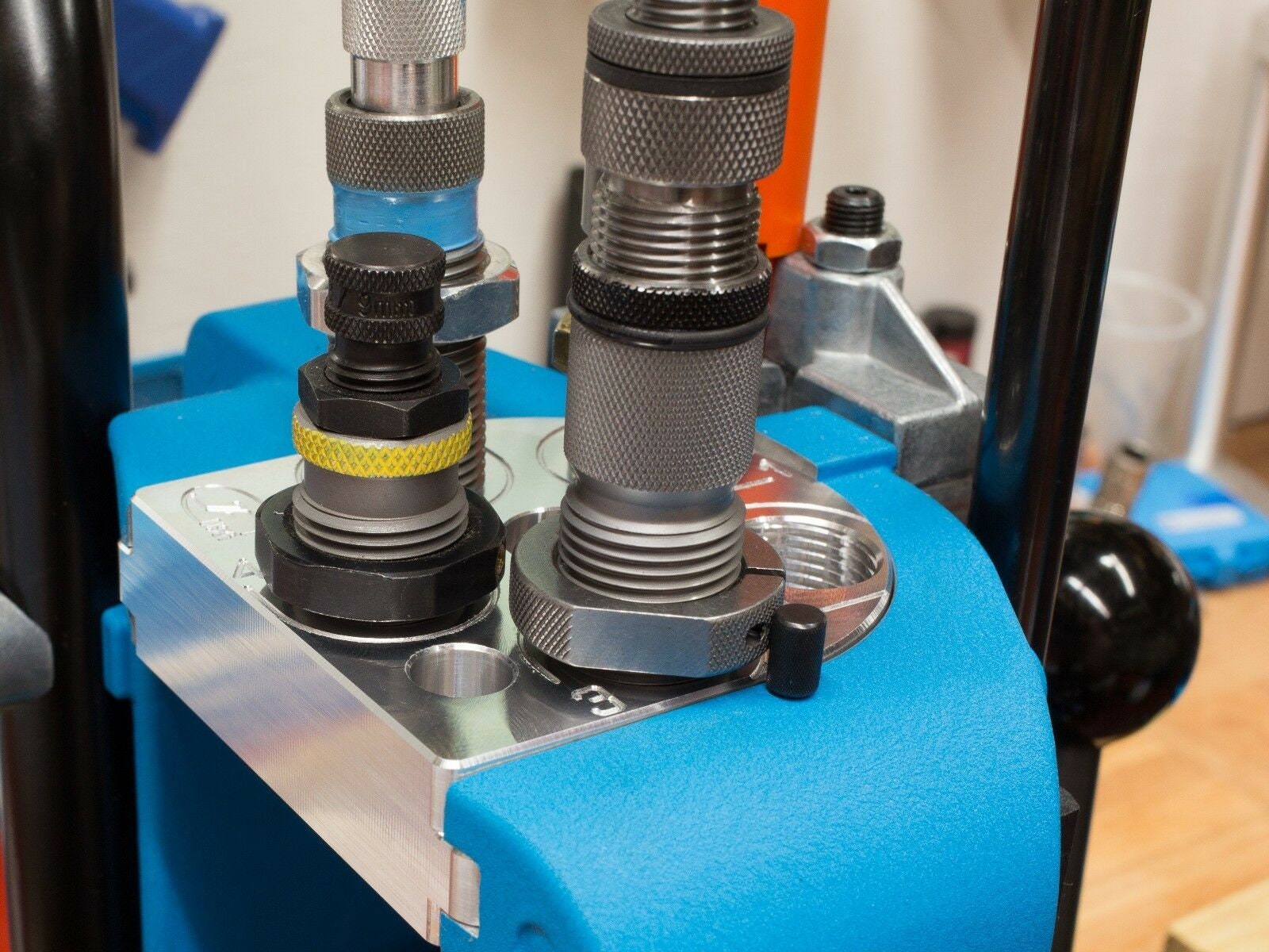 Dillon XL650-750 Style tool head Billet Aluminum CNC Made and holder