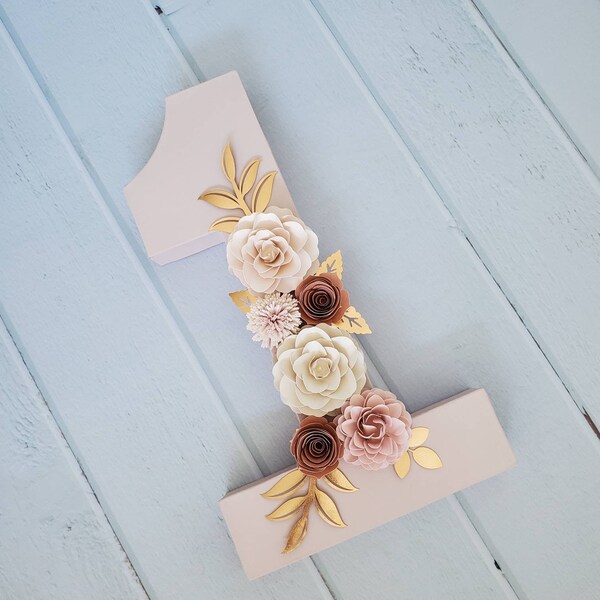 Floral Number ONE Sign, Roses Theme 1st Birthday Sign, Free Standing Number 1 for Cake Smash Photo Shoot, Baby Girl Birthday