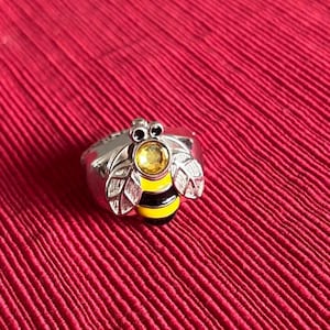 Unbranded silver tone bumblebee hidden watch ring NEW BATTERY Bumblebee Ring Watch Women 24mm Silver Tone Crystals Black  main image 2