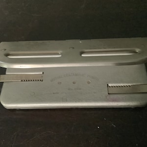 Vintage Mutual Centamatic Punch