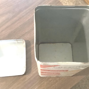 Vintage Nabisco saltine cracker Tin 1969