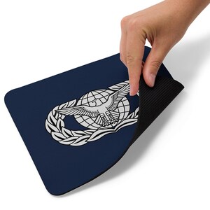 Beschermingsbadge forceren | Embleem militaire veiligheidstroepen | Eagle & Globe Insignia-muismat