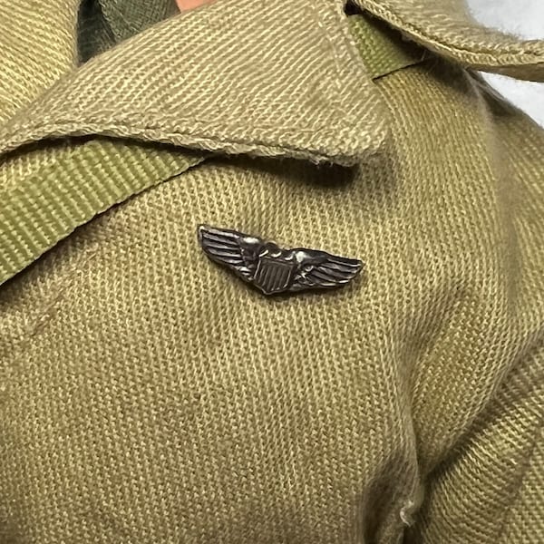 1/6 Scale  Air Force (USAF) Pilot Wings Highly Detailed Metal Lapel Pin