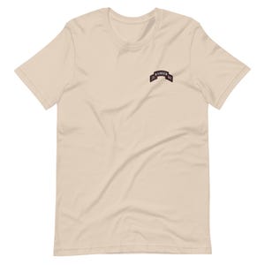 Arméns 75:e Rangerregementes skriftrulle – Amerikanska specialoperationsmärken | Ranger Tab Emblem Unisex t-shirt