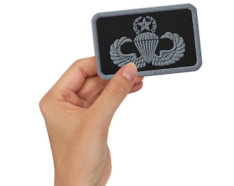 Insignia de Maestro Paracaidista del Ejército de EE. UU.: Alas de Maestro de Salto con parches bordados de estrella y corona