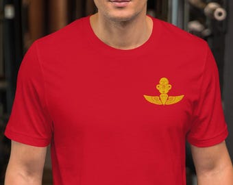 Marine Recon SCUBA Bubble and Jump Wings Emblem – Gold Military Parachutist Diver Insignia Embroidered Unisex t-shirt