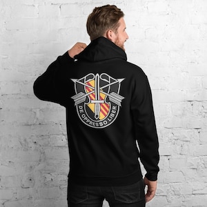 U.S. Army 5th Special Forces Crest – De Oppresso Liber Green Beret Flash Emblem Unisex Hoodie