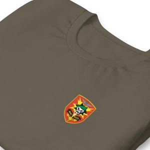 MACV-SOG Emblem – Vietnam War Special Forces Badge – Covert Ops Patch Unisex t-shirt