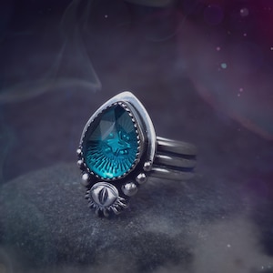 Teal Paraiba Vintage Glass Inner Glow Star Artisan Women&#39;s Silver Ring Size 9 Evil Eye Statement Ring Sterling Silver