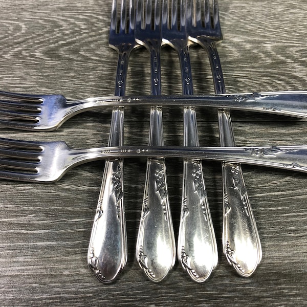 1936 Meadowbrook Pattern Rogers Oneida Silverplate Grille Forks Viande Forks
