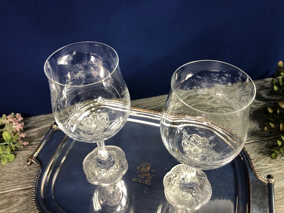 5 Vintage Etched Wine Glasses ~ Water Goblets, 10 oz Wine glasses
