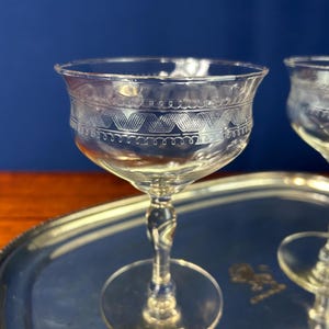 44 oz drinking glass 44 cl Sequence Stemmed Glass main image 1