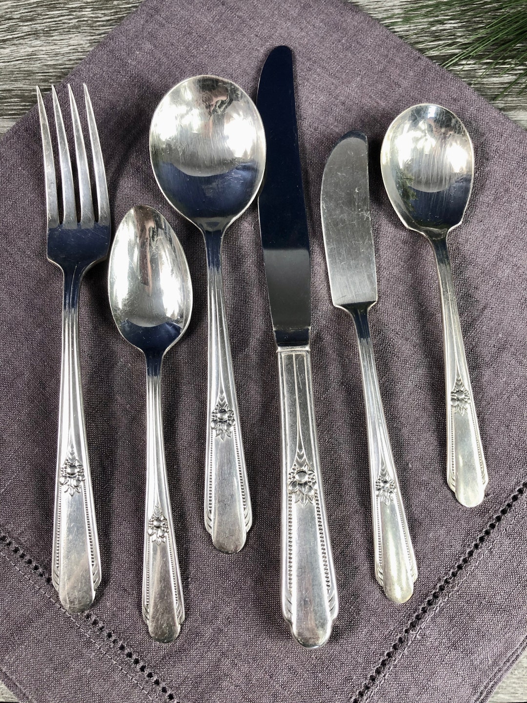 Art Deco Silver Plate Flatware: Wm Rogers Memory Pattern