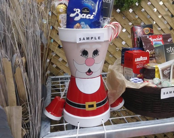 Christma Santa's North Pole Family flower pot people home decoration high quality coated metal no rust and harsh weather approved