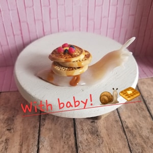 Breakfast Snail: Waffle with Baby Waffle Snail