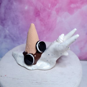 Snail Ice Cream: Cookies and Cream
