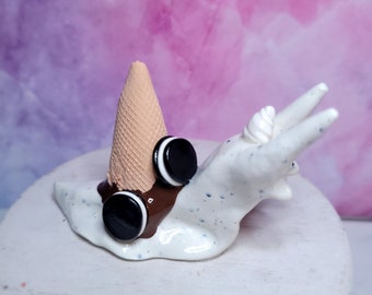 Snail Ice Cream: Cookies and Cream