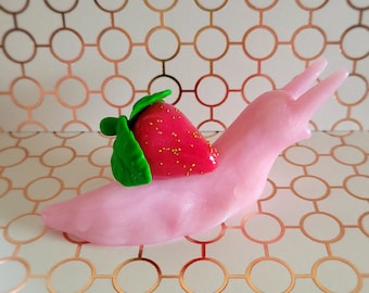 Fruit Snail: Strawberry