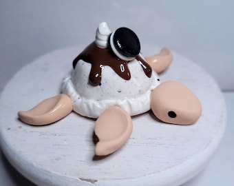 Turtle Sundae: Cookies and Cream