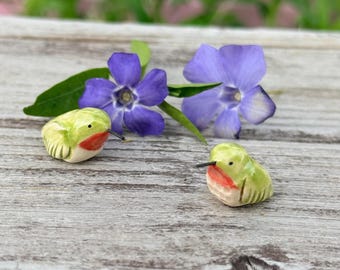 Pequeño tótem de colibrí del bosque de cerámica, animal de arcilla espiritual, figura coleccionable