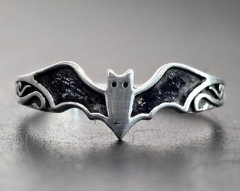 Sterling Silver Bat Oxidized Ring: Halloween Stacking Jewelry