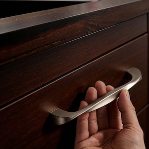 Tiradores de níquel cepillado para gabinetes: herrajes modernos para cocinas y alacenas