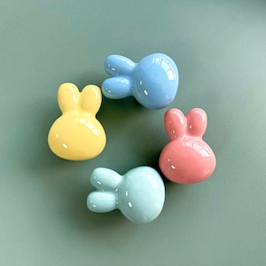 Cute Rabbit Ceramics Drawer Knobs Child&#39;s Door Knobs Ceramic Handle for Kid Animal drawer knobs Wardrobe Drawer Handles Pulls and Knob
