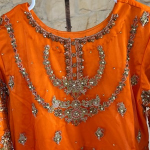 Pakistani dress image 7