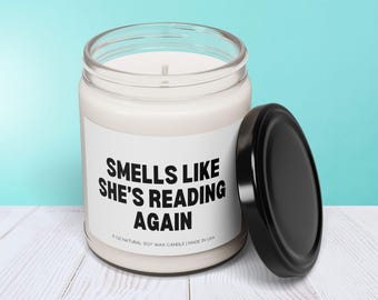 Boekenwurmcadeau ruikt alsof ze weer aan het lezen is Boek kaars lezing cadeaus leesgrage cadeaus lezer cadeau boekenclub cadeau soja kaars roetgeschenken