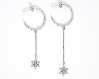 Snowflake Set/Snowflake Earrings/Snowflake Necklace/Silver Snowflake Set/Necklace for Women/Earrings for Women/Winter Jewelry/Snowflake Gift