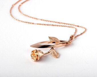 Rose Gold Rose Necklace/Rose Flower Charm/Rose Necklace/Rose Gold Jewelry/Bridesmaid Gift/Valentine's gift/Gift For Her/Statement Necklace