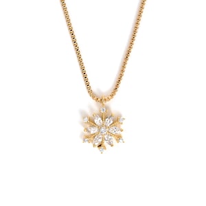 Snowflake Necklace/Gold Snowflake Necklace/Gold Bracelet/Necklace for Women/Bracelet for women/Winter Necklace/Gift for Her/Valentine&#39;s gift