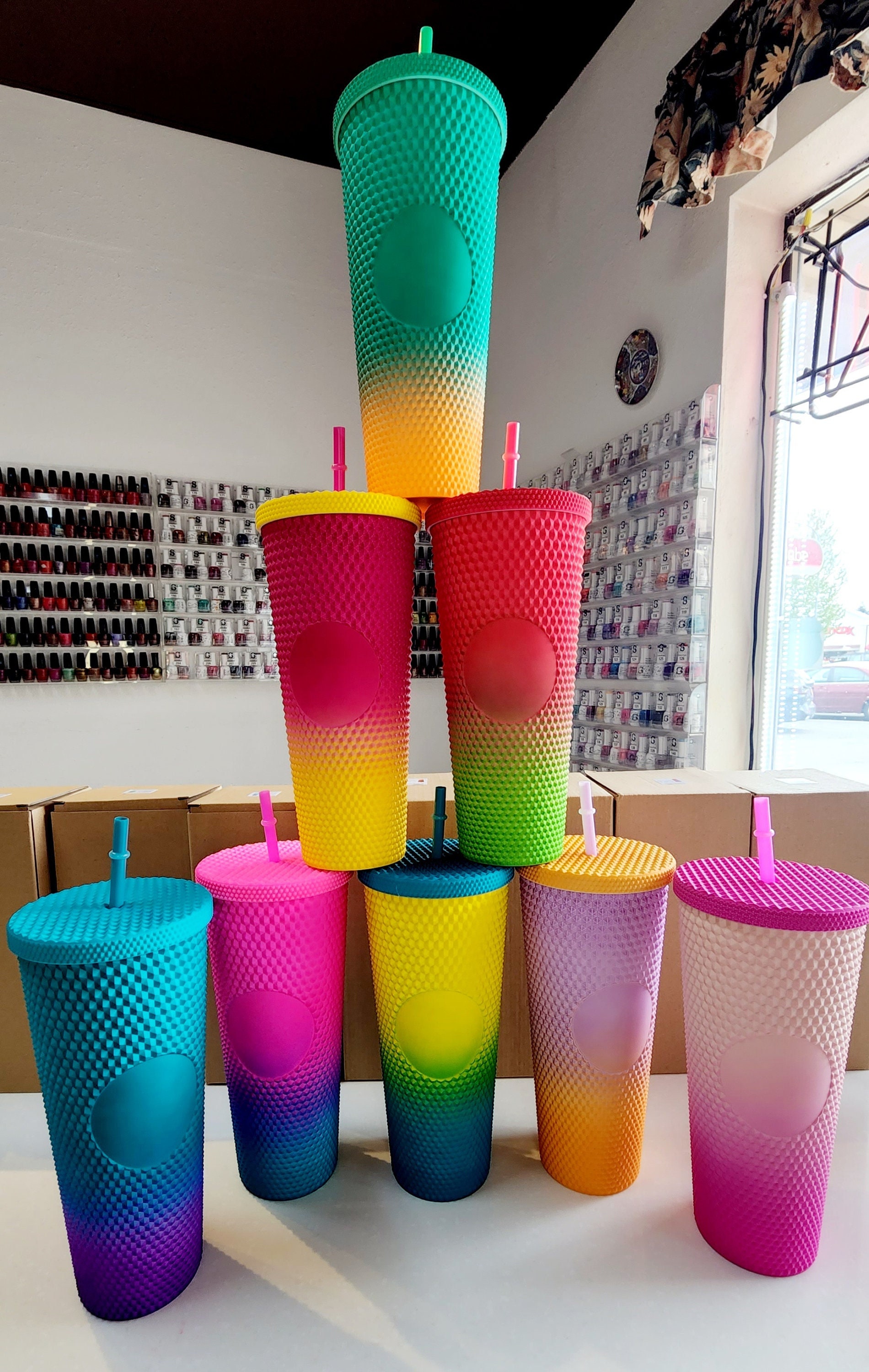 Wholesale 24oz Reusable Plastic Cups with Lids and Straws for Adults and  Kids Bulk Tumblers for Iced Coffee Tea and Smoothie From m.